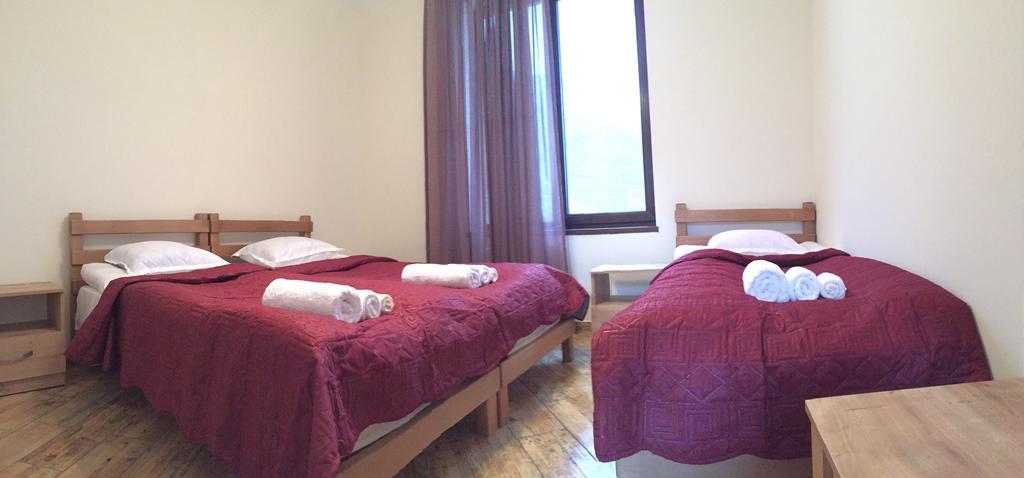 Veranda Guesthouse Kazbegi Ngoại thất bức ảnh