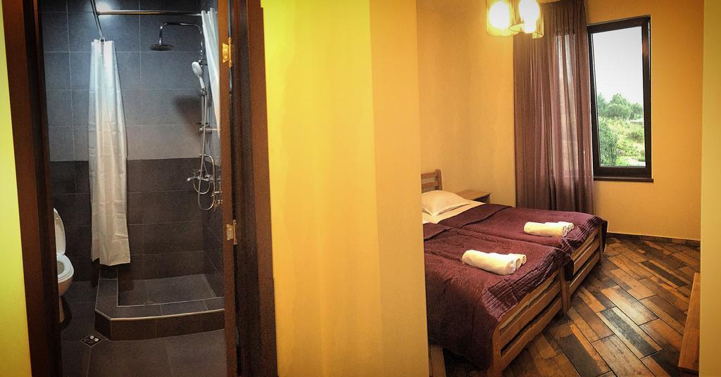 Veranda Guesthouse Kazbegi Ngoại thất bức ảnh