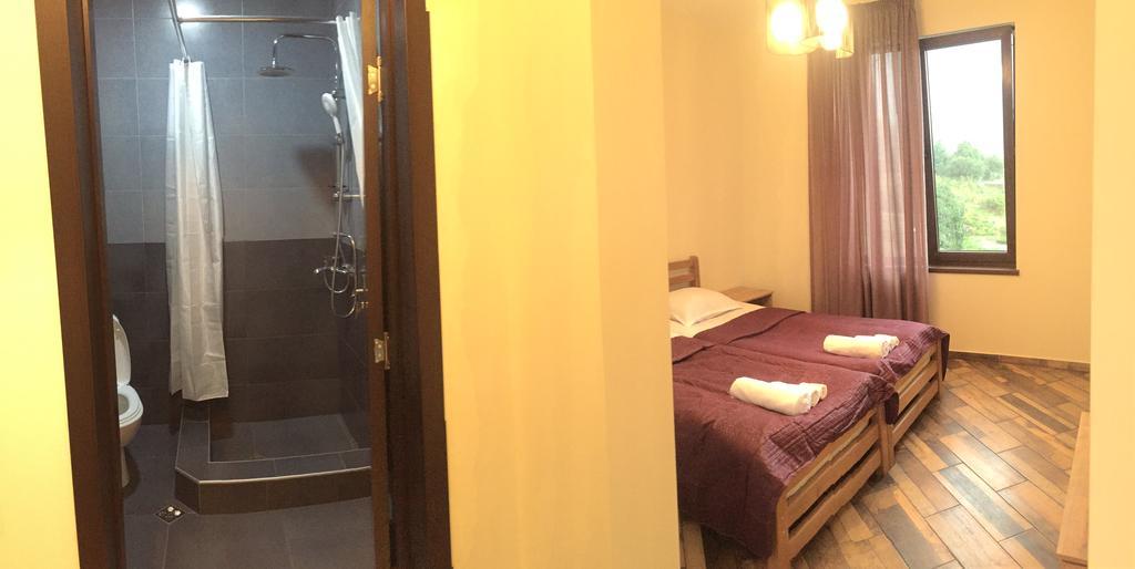 Veranda Guesthouse Kazbegi Ngoại thất bức ảnh
